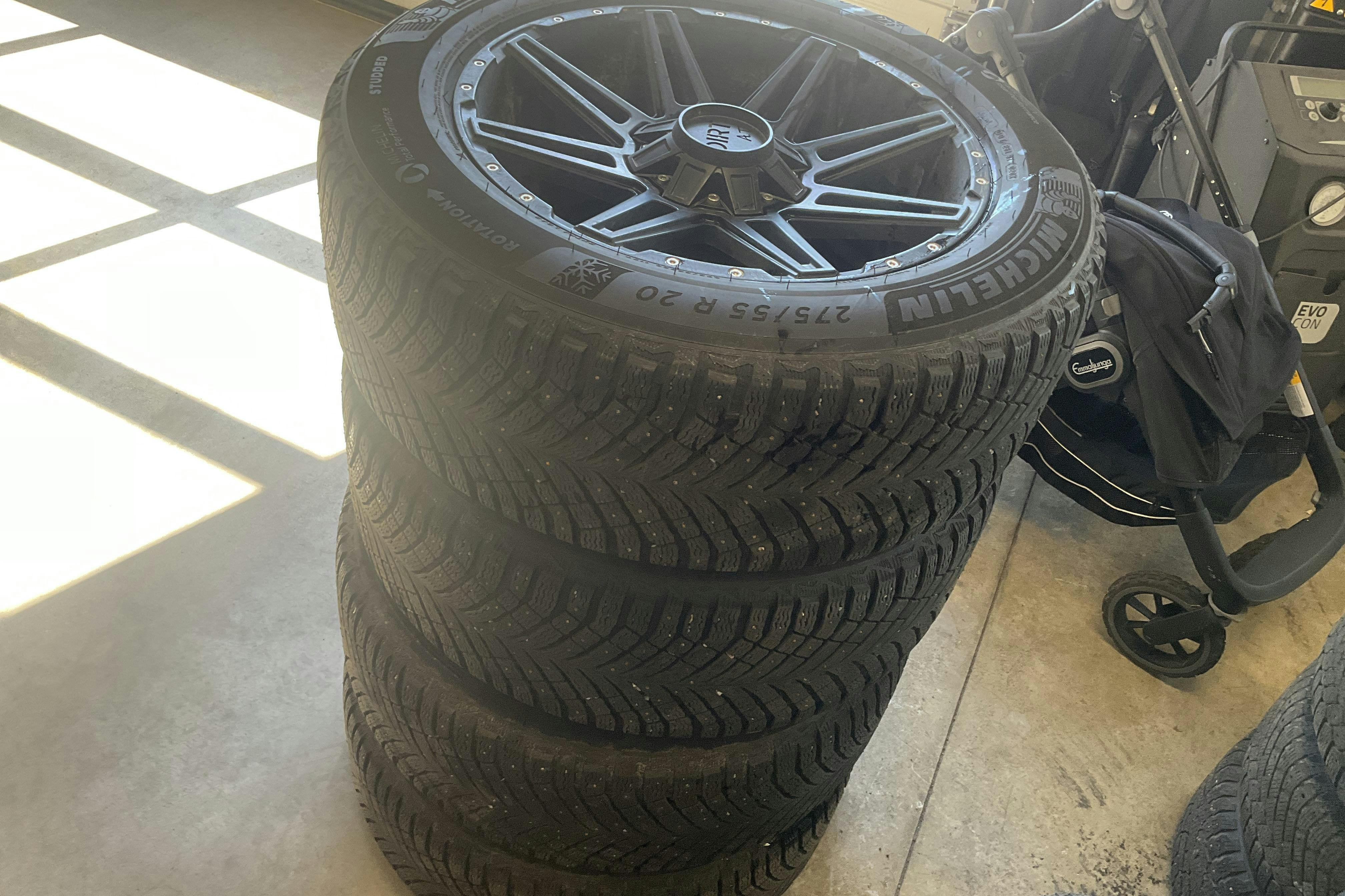 Vehicle Image 19