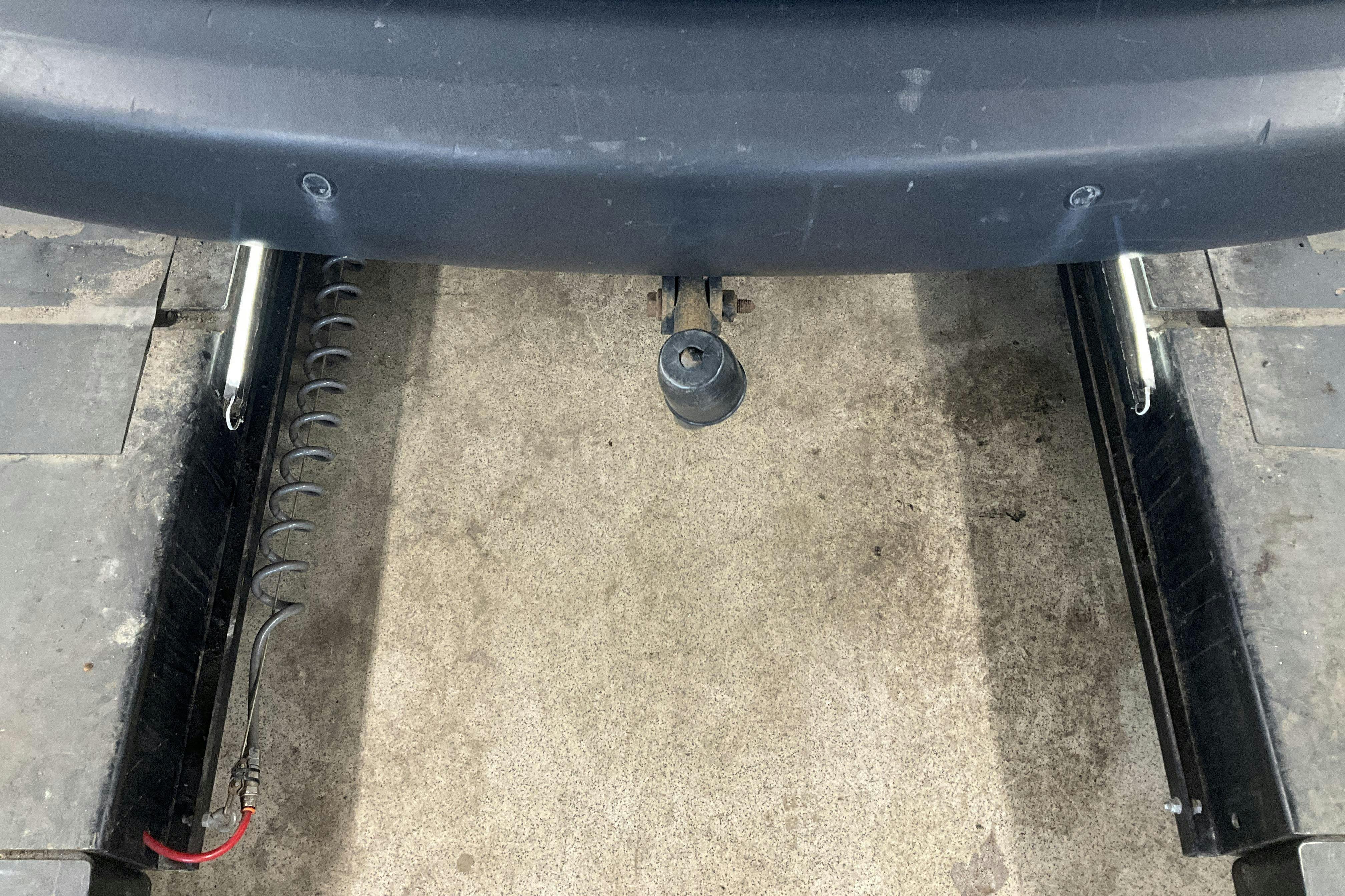 Vehicle Image 16