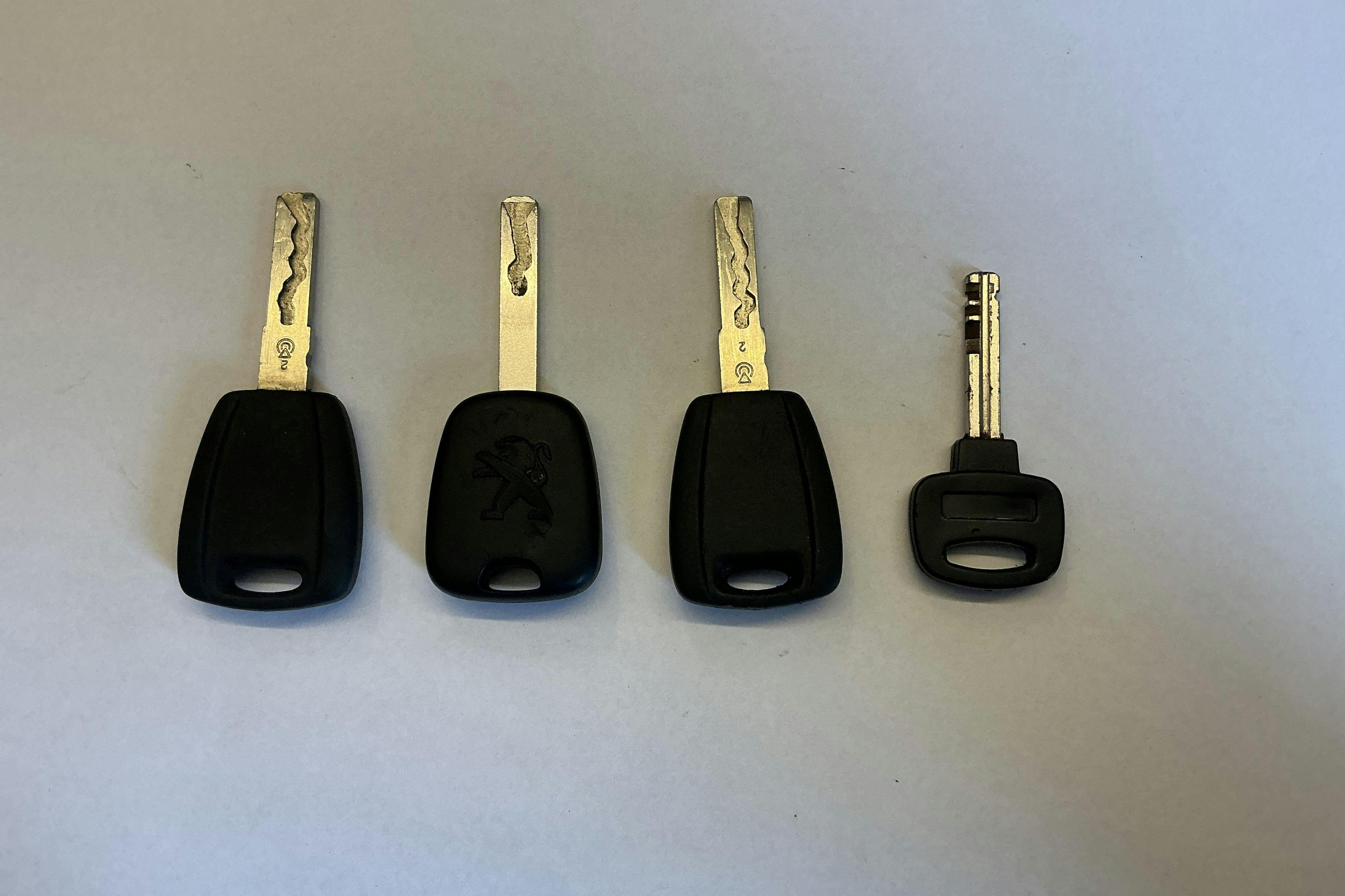 Vehicle Image 9
