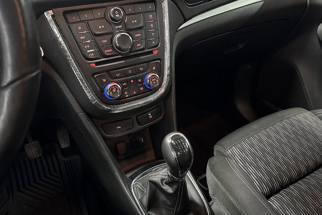 Vehicle Image 13