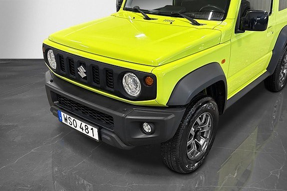 Vehicle Image 25