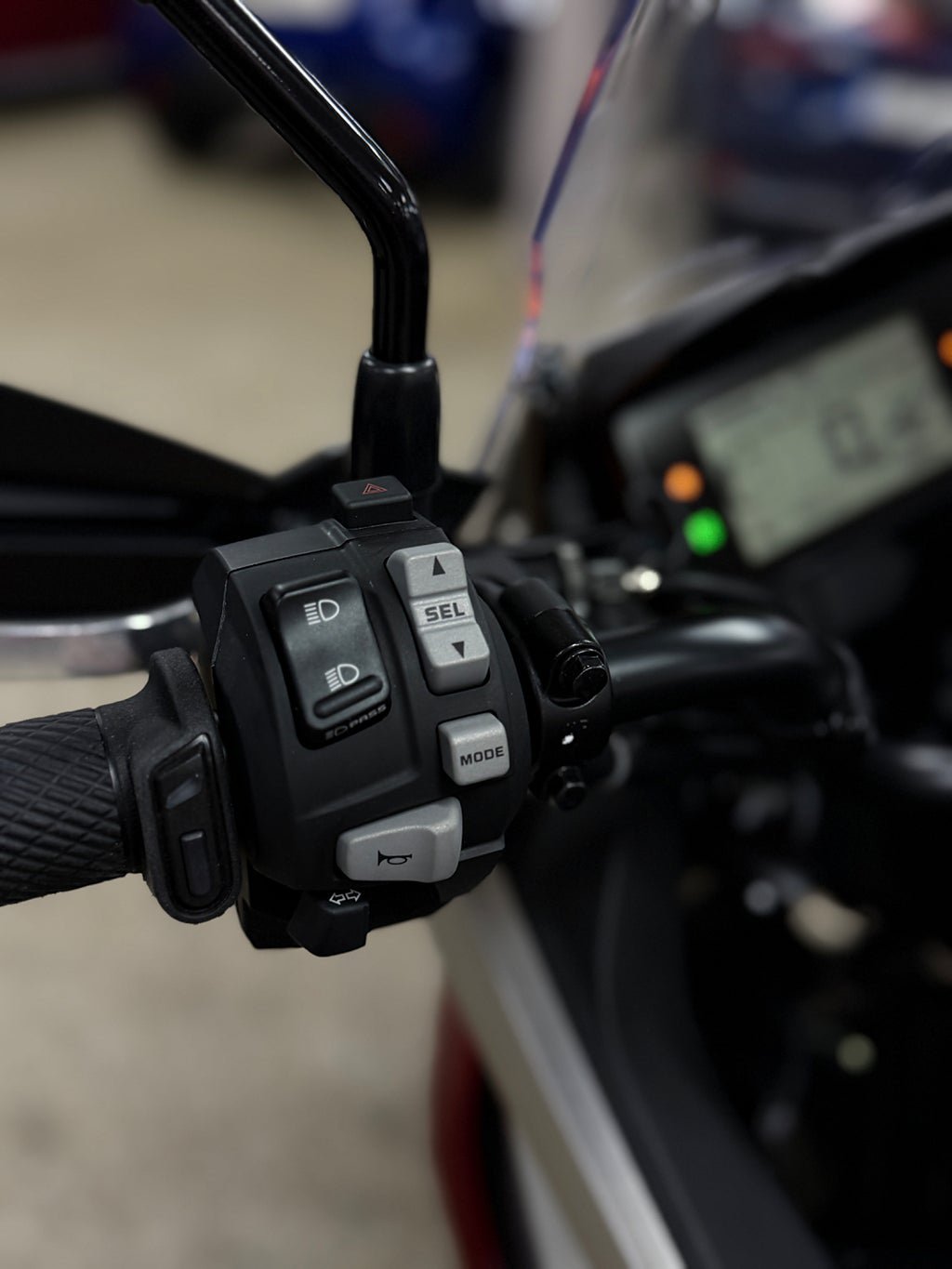 Vehicle Image 9