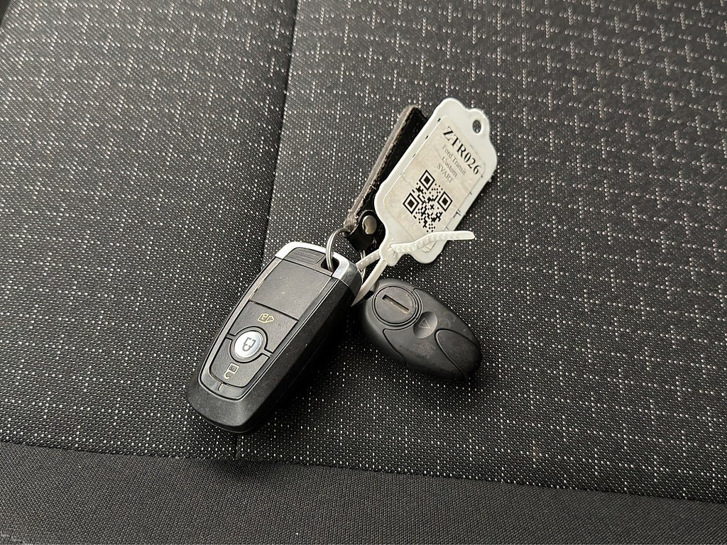 Vehicle Image 30