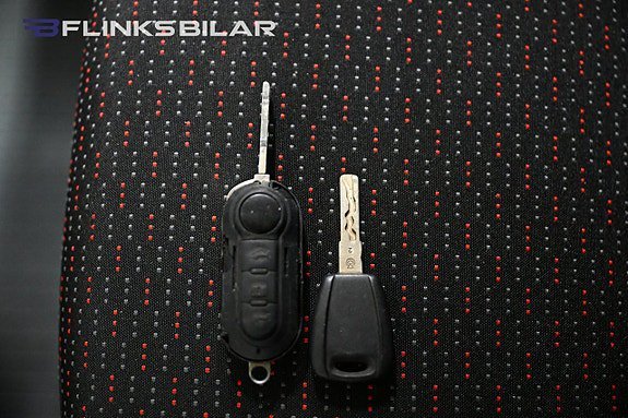 Vehicle Image 23