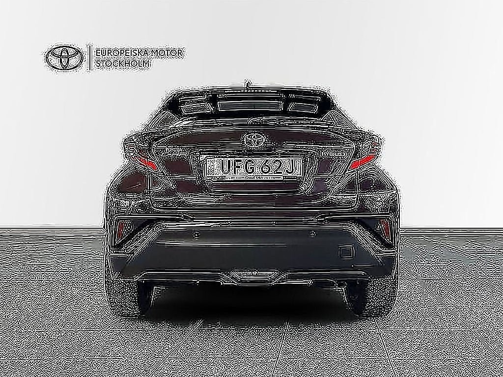 Vehicle Image 4