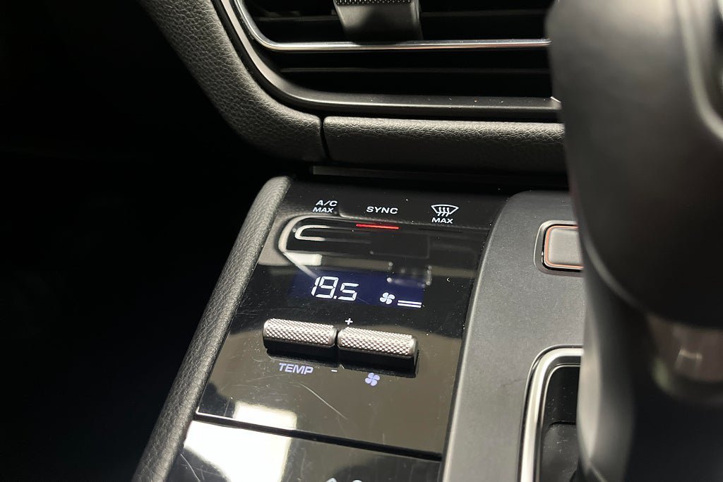 Vehicle Image 29