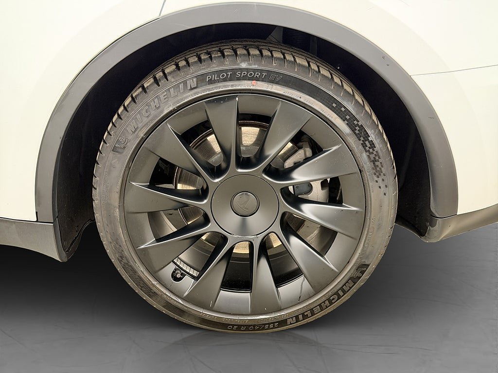 Vehicle Image 37