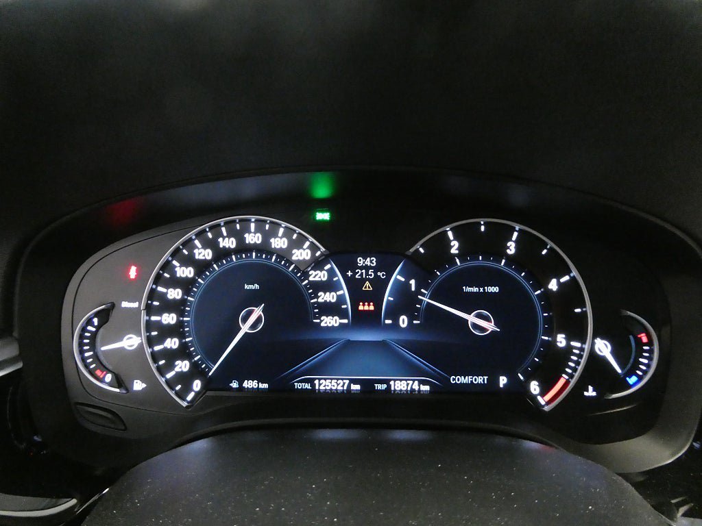 Vehicle Image 18