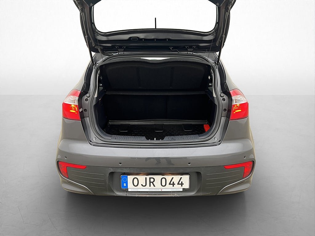Vehicle Image 19