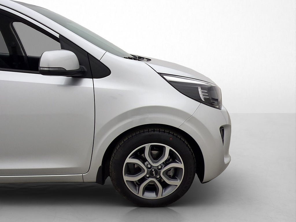 Vehicle Image 30