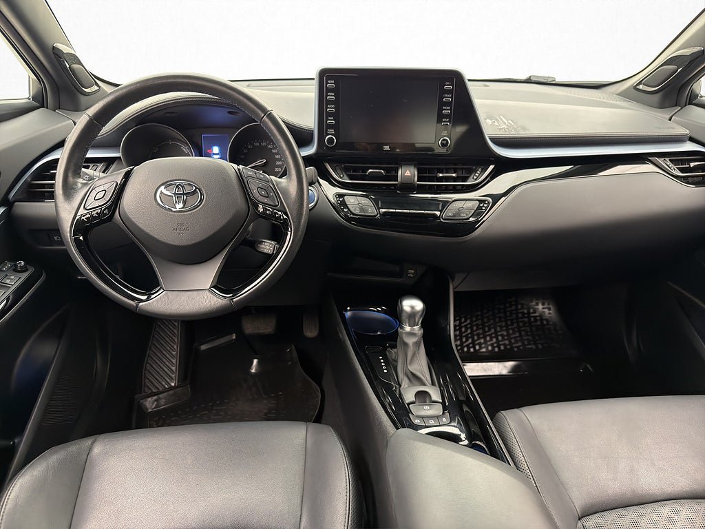 Vehicle Image 13