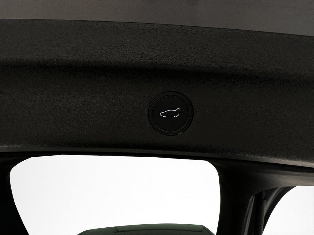 Vehicle Image 27
