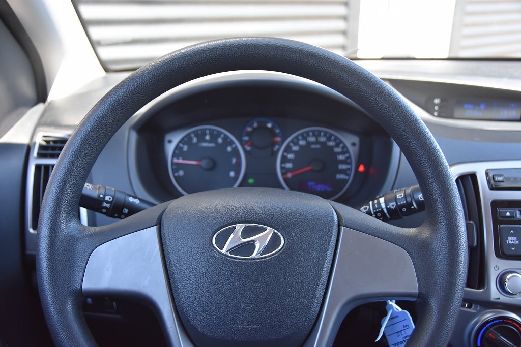 Vehicle Image 13