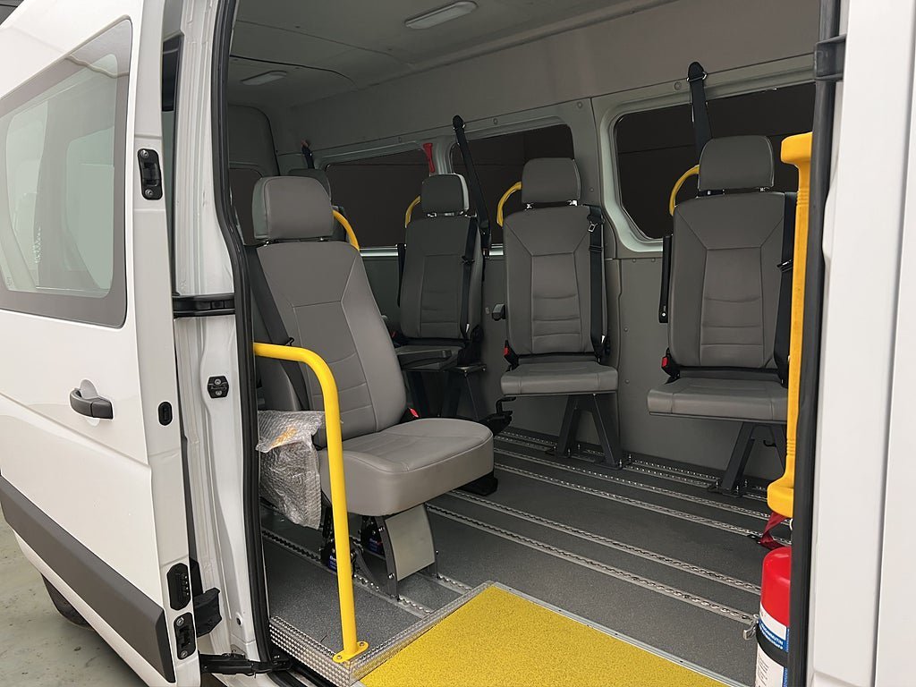 Vehicle Image 23