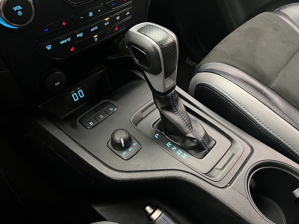 Vehicle Image 29