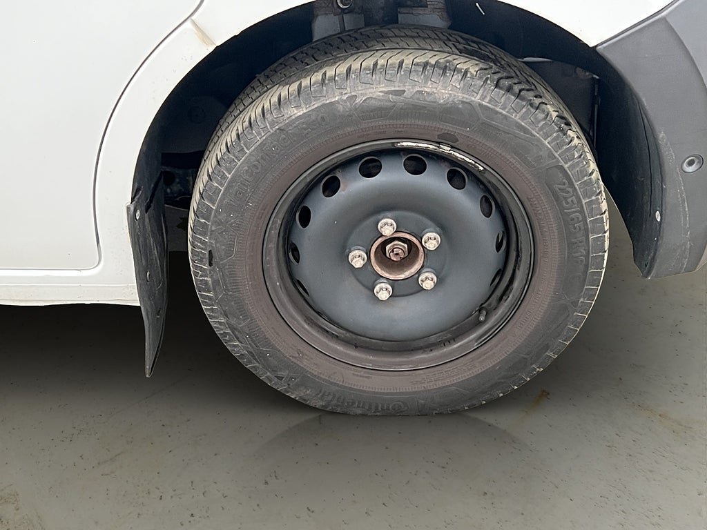 Vehicle Image 31