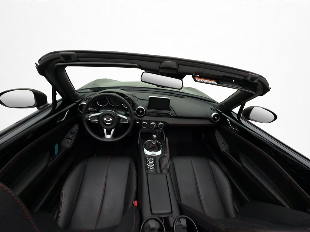 Vehicle Image 19