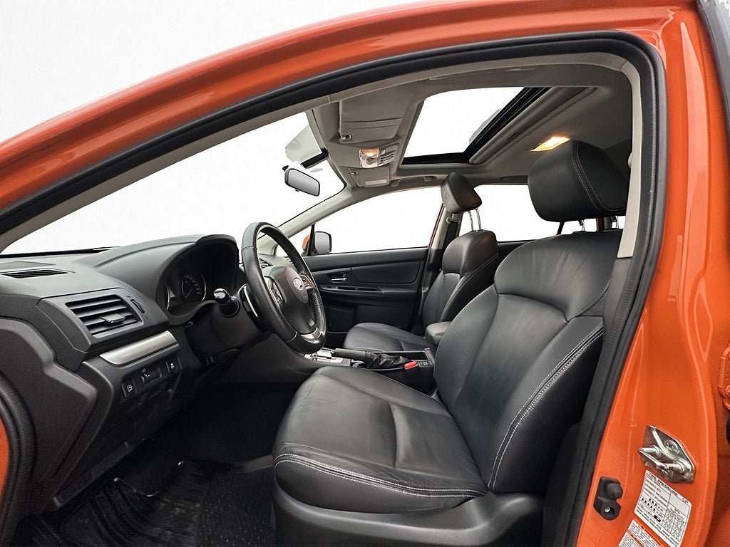 Vehicle Image 12