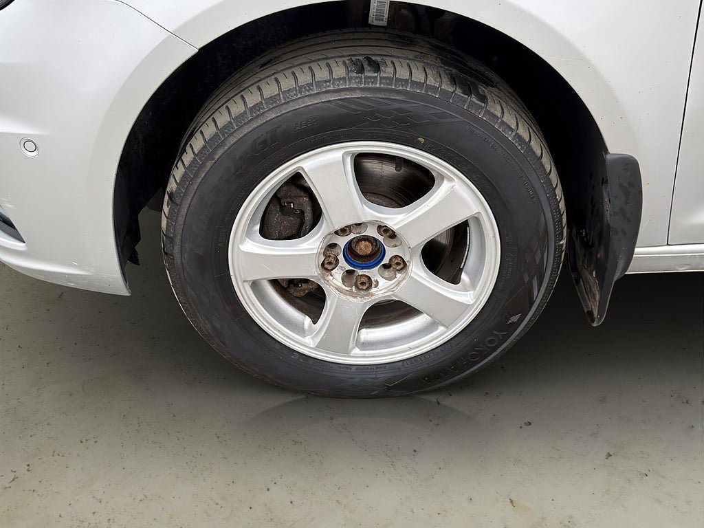Vehicle Image 30