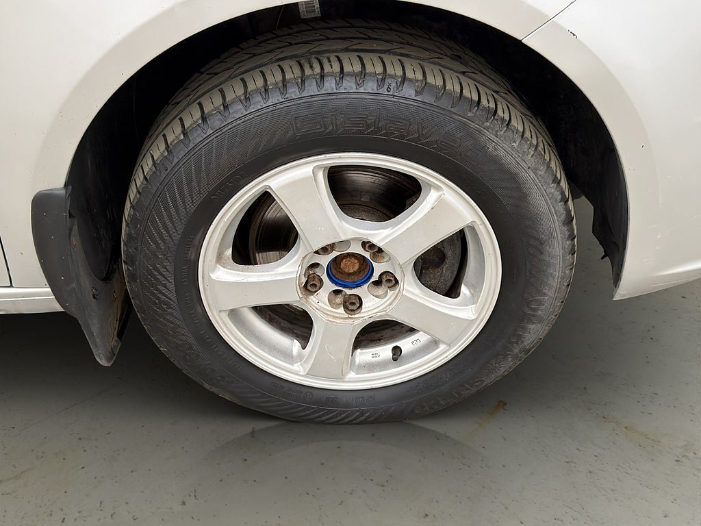 Vehicle Image 33
