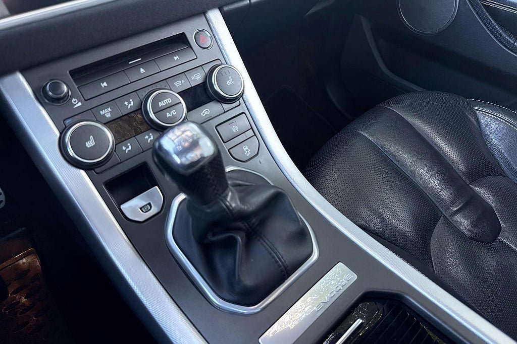 Vehicle Image 24