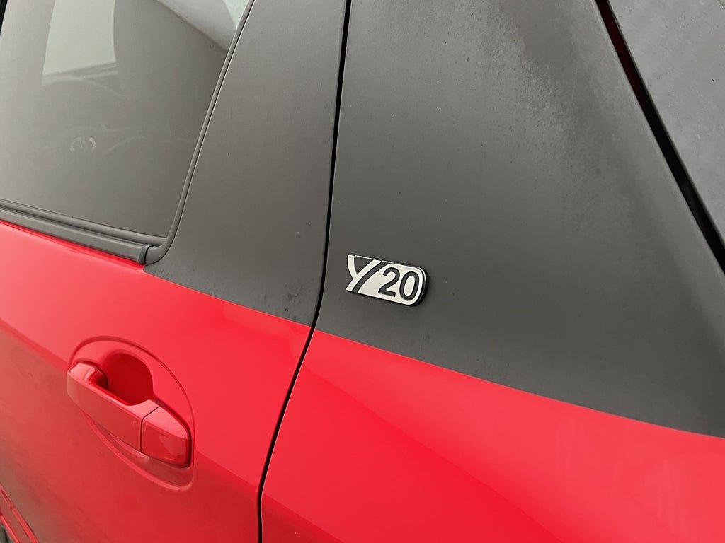 Vehicle Image 16