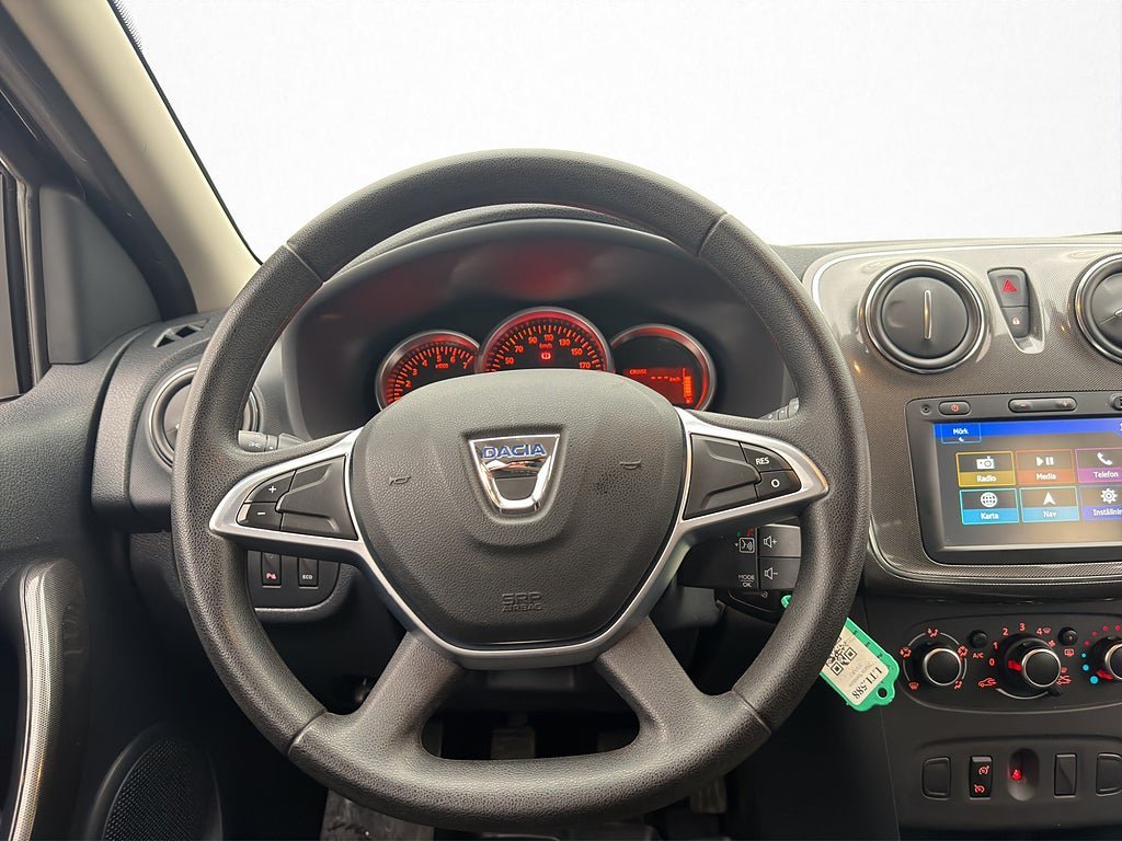 Vehicle Image 18