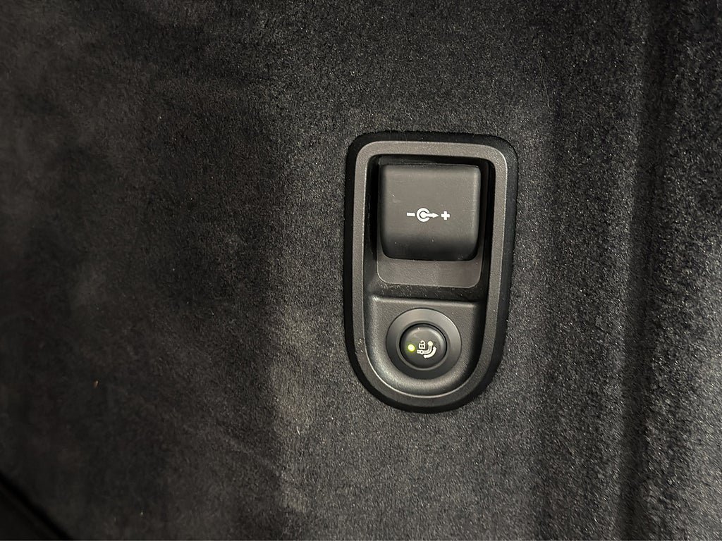 Vehicle Image 34