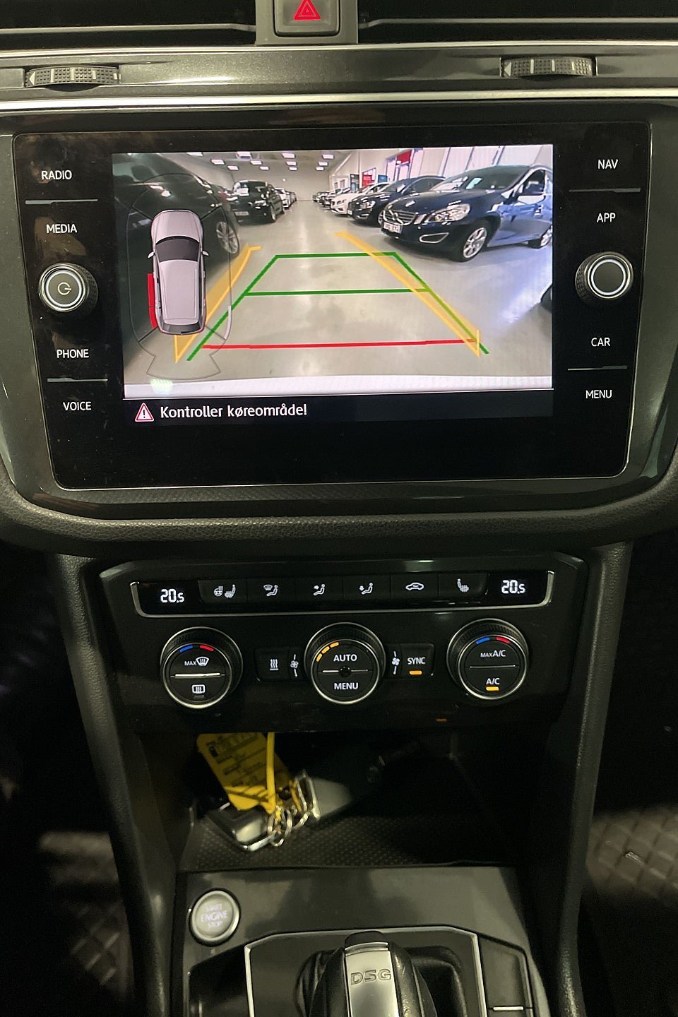 Vehicle Image 15