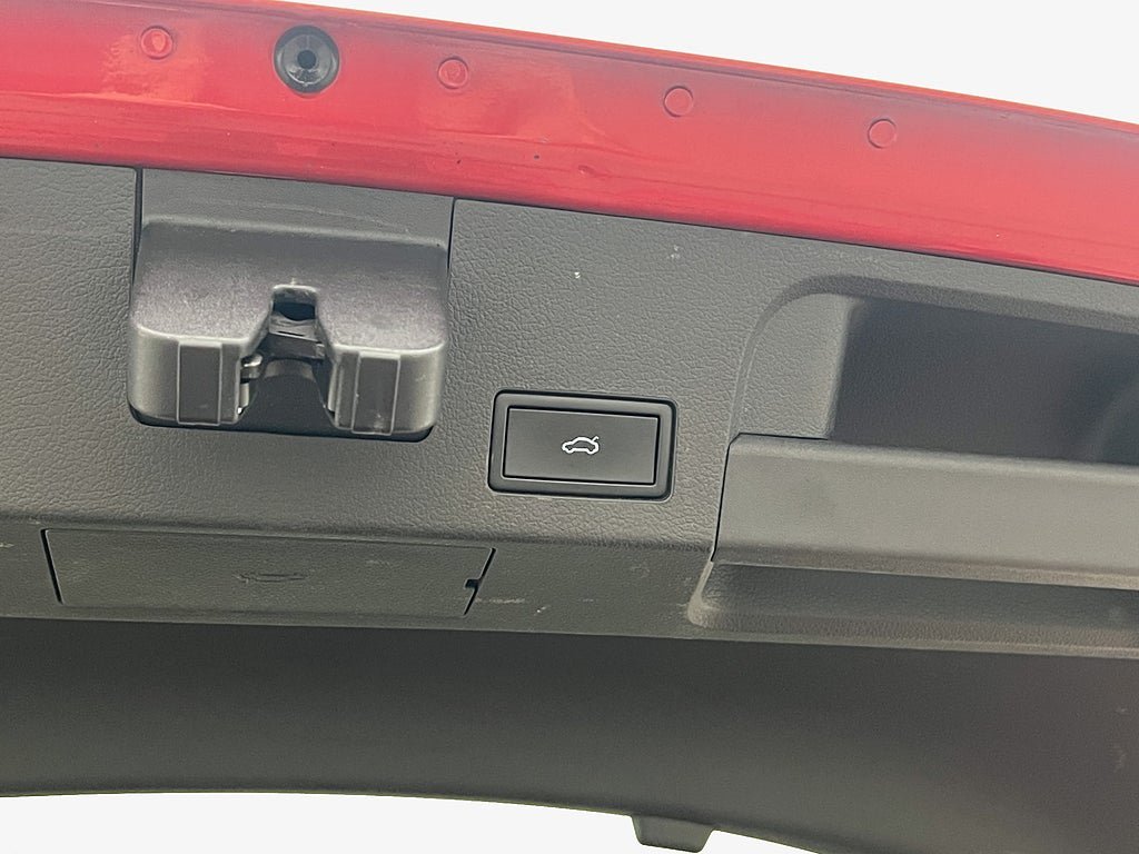 Vehicle Image 26