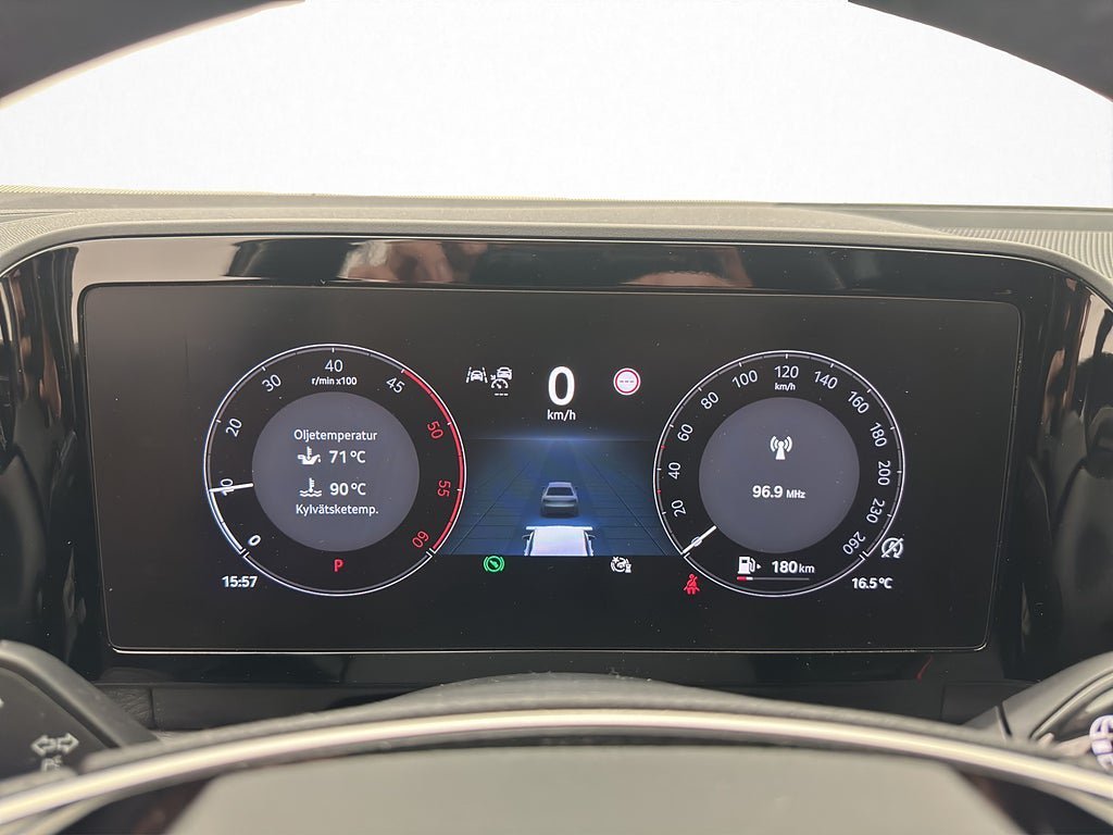 Vehicle Image 17