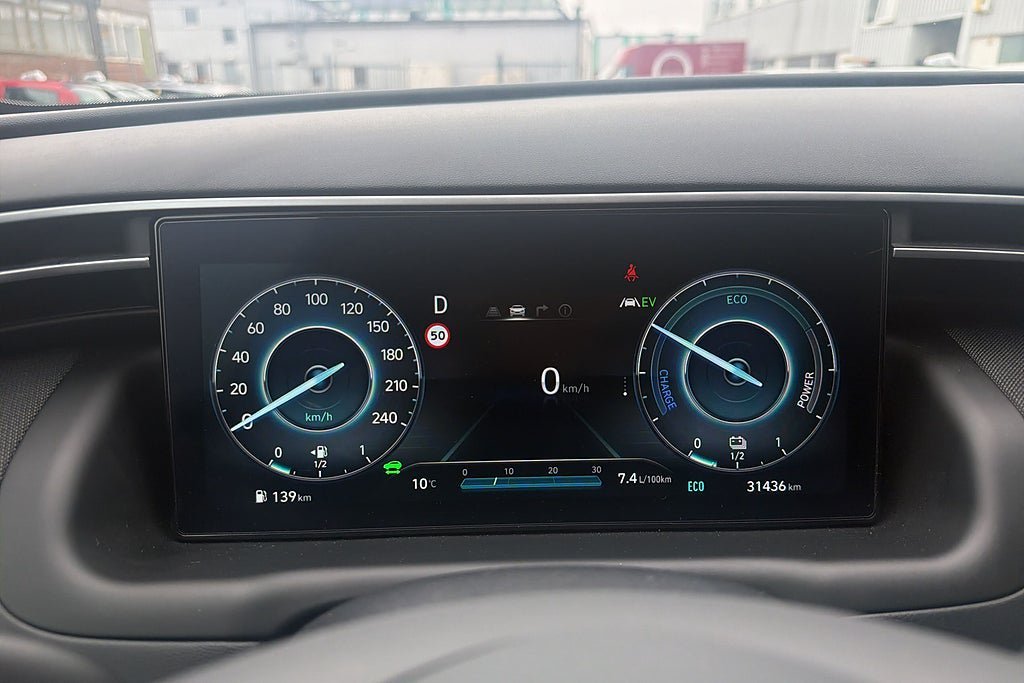 Vehicle Image 17