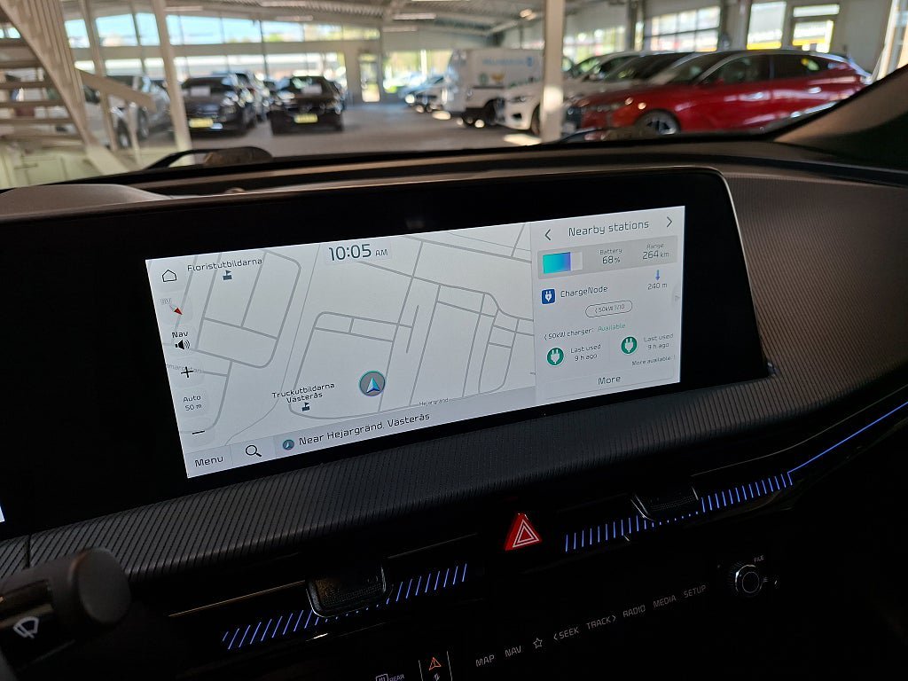Vehicle Image 21