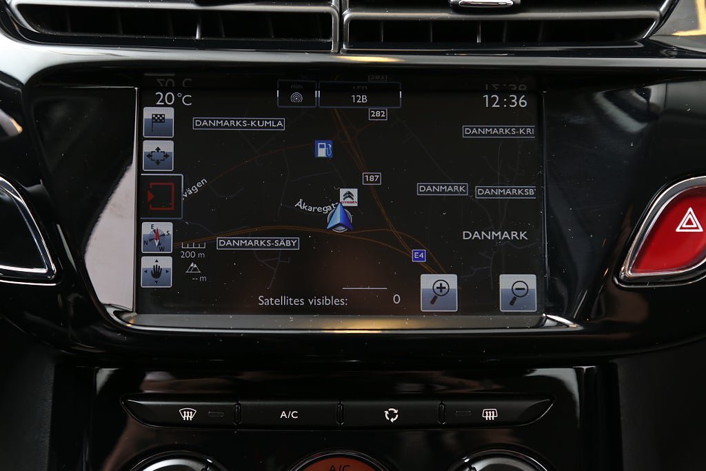 Vehicle Image 18