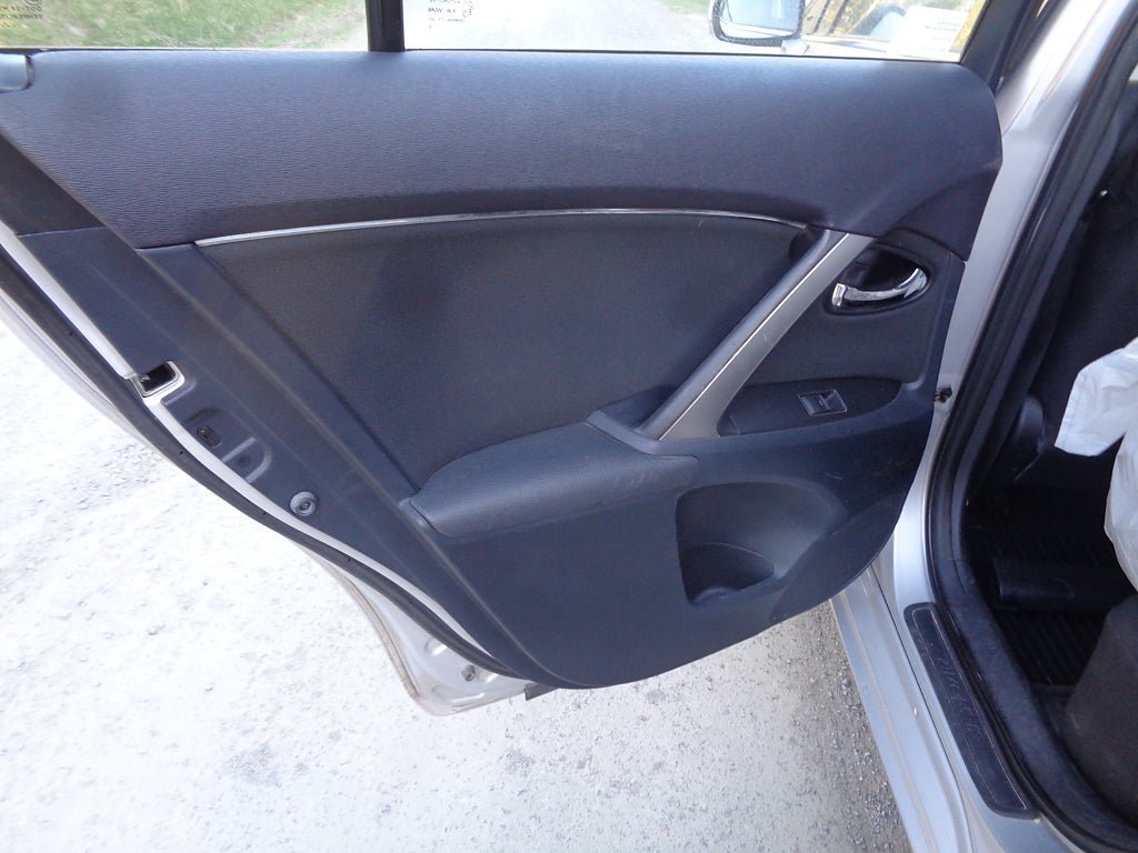 Vehicle Image 34