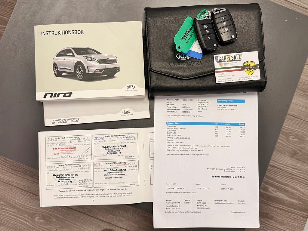 Vehicle Image 25