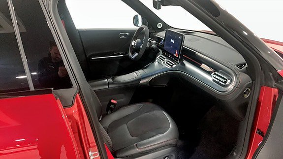 Vehicle Image 7