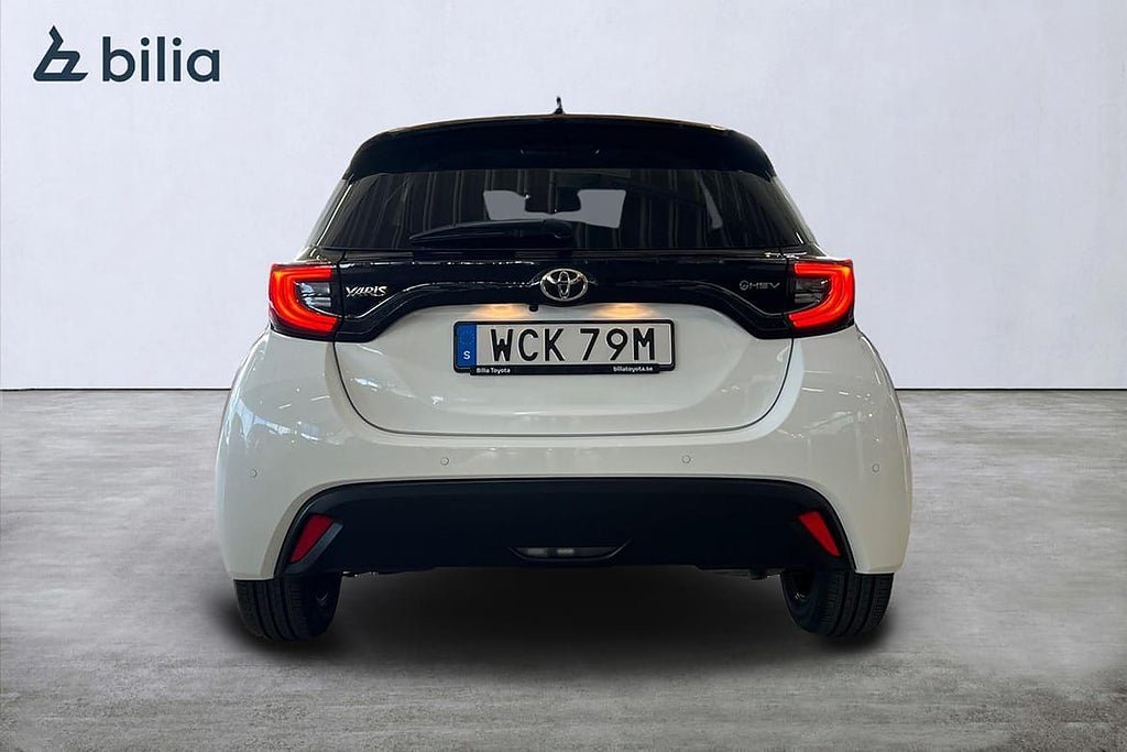 Vehicle Image 7