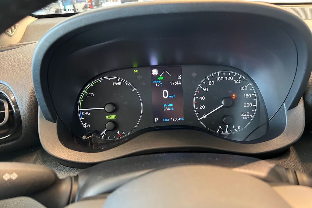 Vehicle Image 13