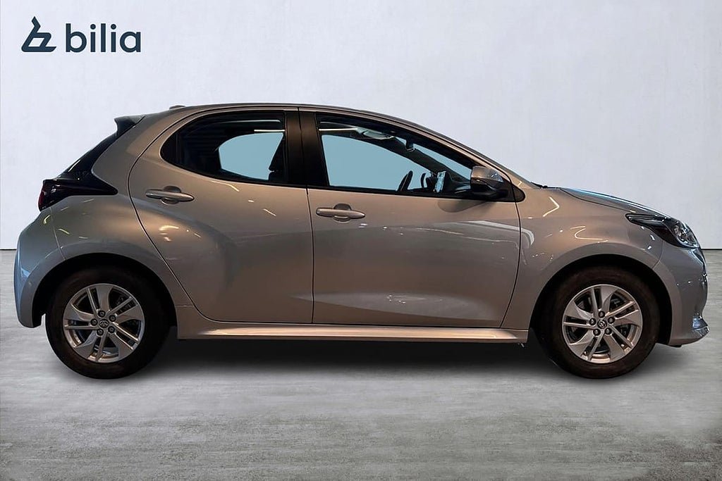 Vehicle Image 15