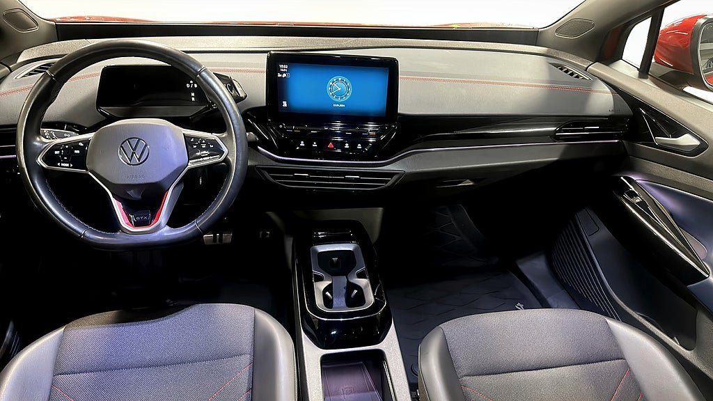 Vehicle Image 10