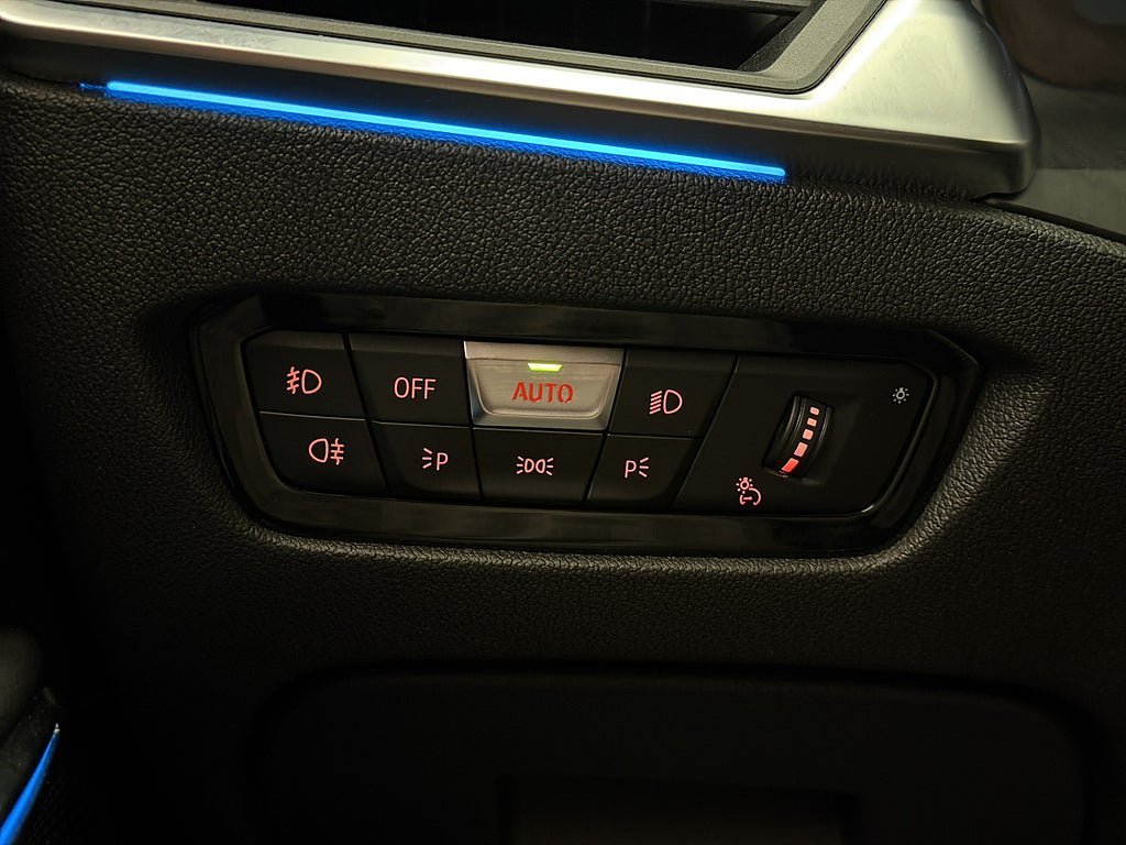 Vehicle Image 29