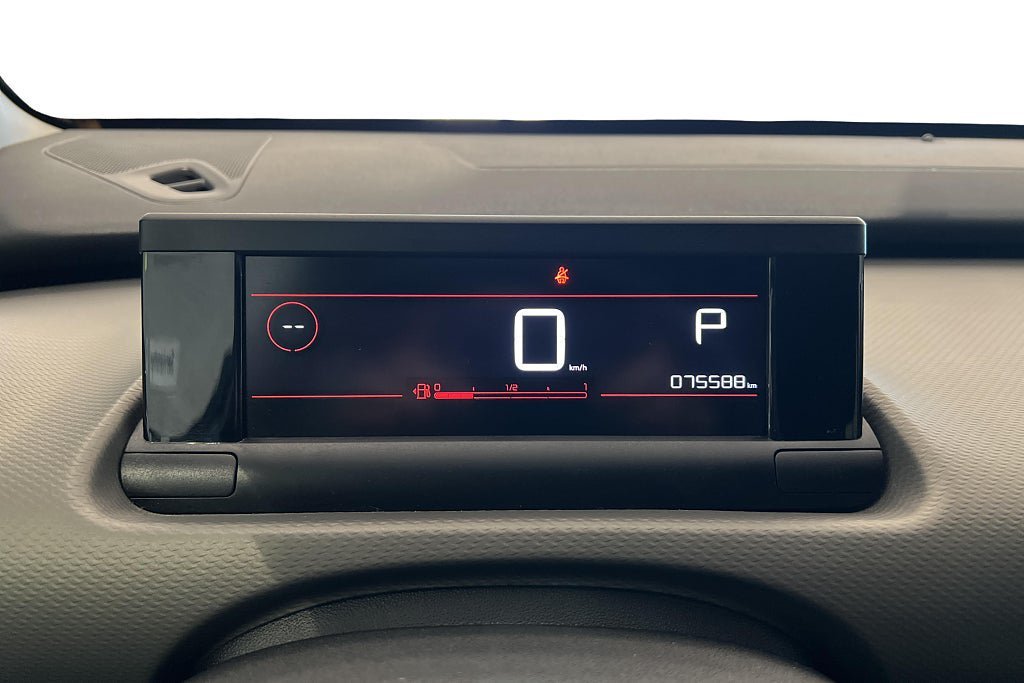 Vehicle Image 19