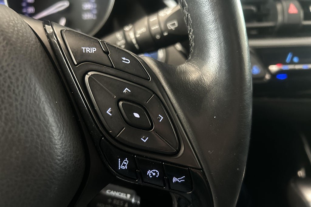 Vehicle Image 26
