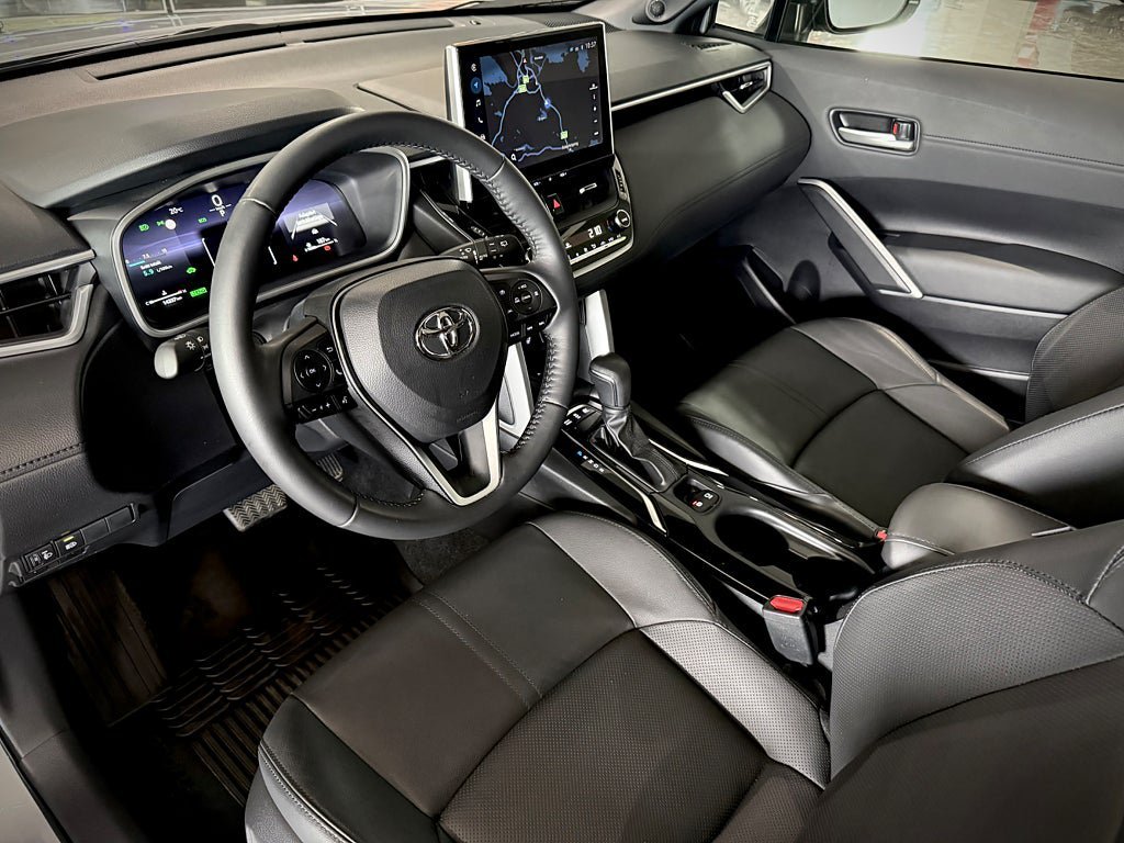 Vehicle Image 8