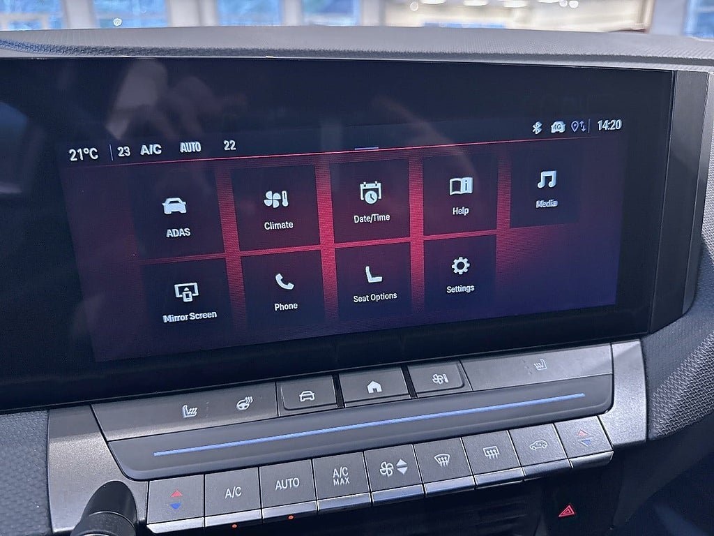 Vehicle Image 11