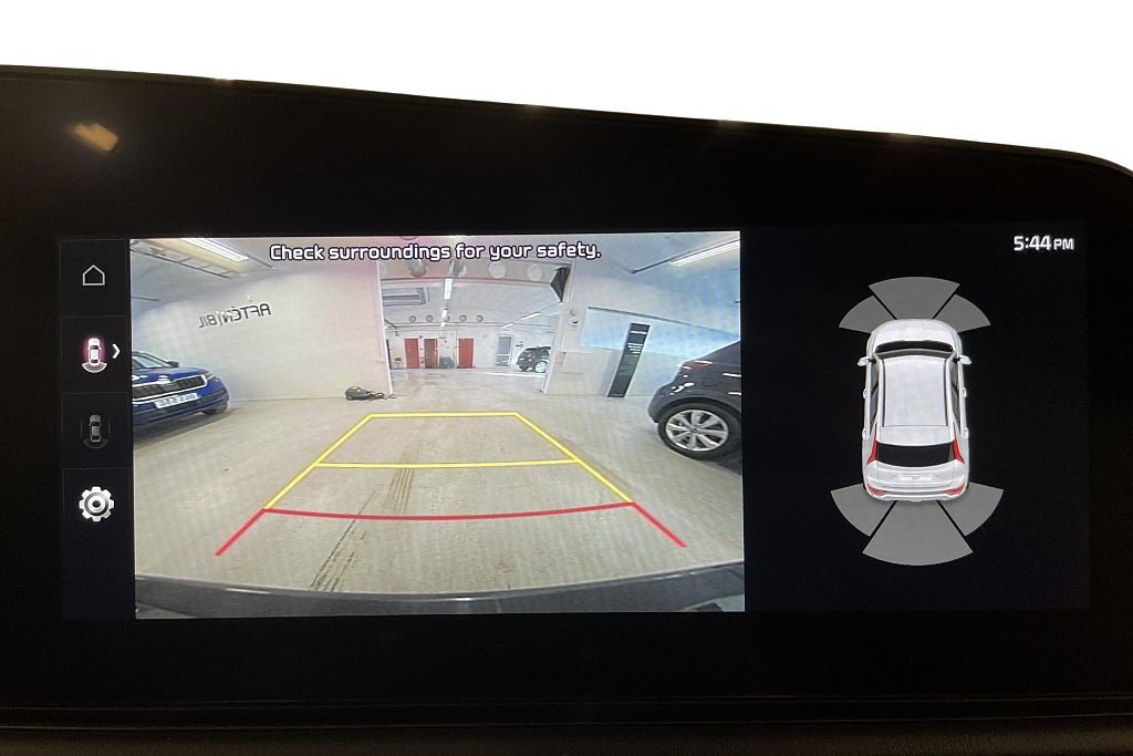 Vehicle Image 18