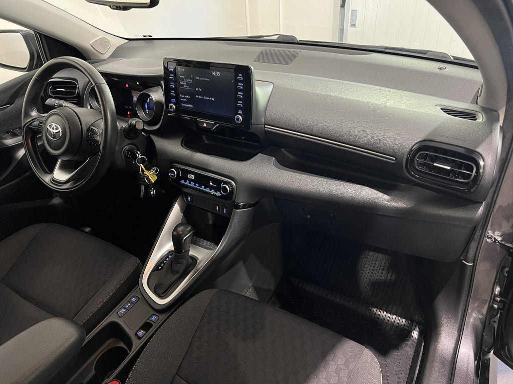 Vehicle Image 13
