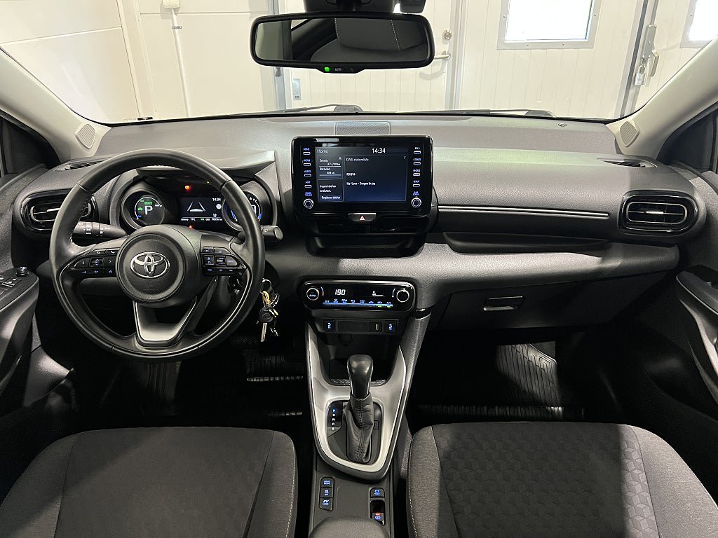 Vehicle Image 14