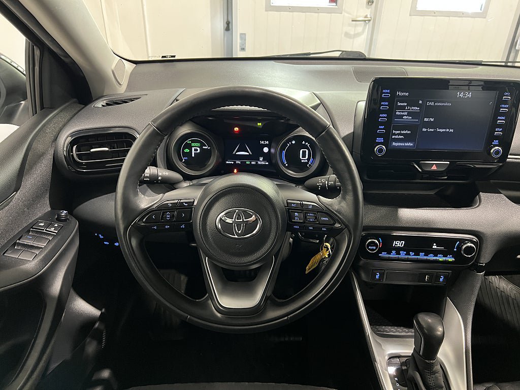 Vehicle Image 15